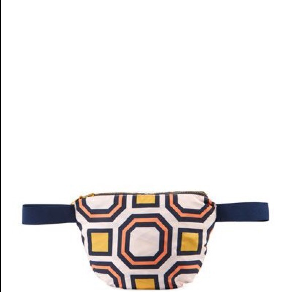 Tory Burch Devon Sport Tech Packable - Picture 4 of 4